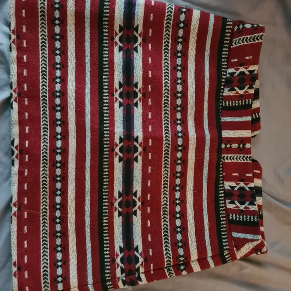 FB Sister skirt - Picture 2 of 4